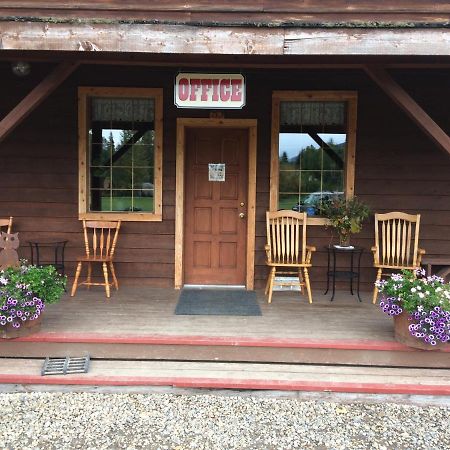 Wells Gray Guest Ranch Hotel Clearwater Bagian luar foto