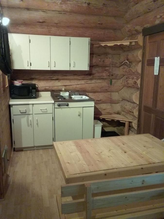 Wells Gray Guest Ranch Hotel Clearwater Bagian luar foto