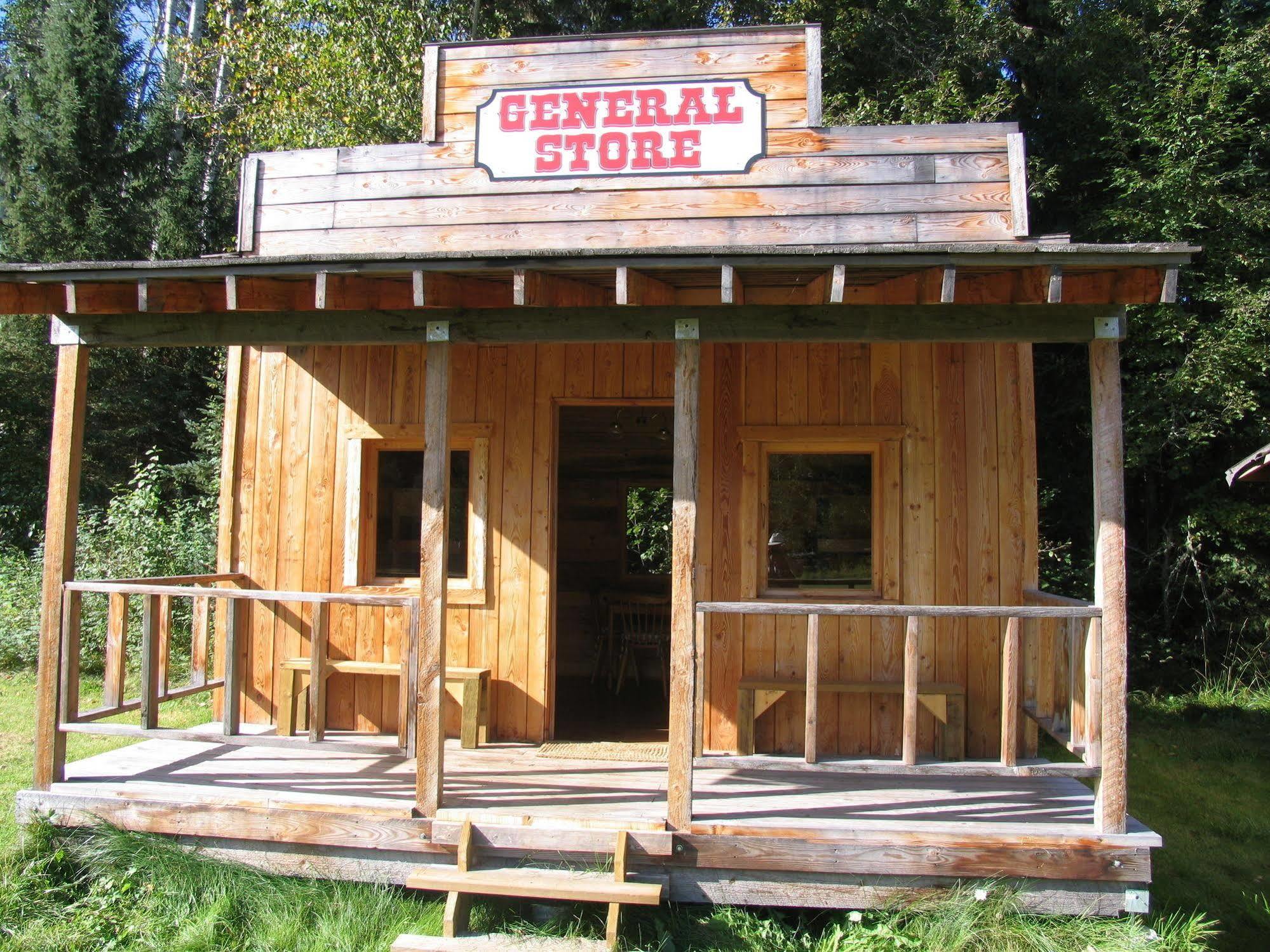 Wells Gray Guest Ranch Hotel Clearwater Bagian luar foto
